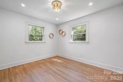 212 Glendale Street, Morganton, NC 28655 - Photo 12