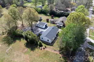 212 Glendale St, Morganton, NC 28655 - Photo 28