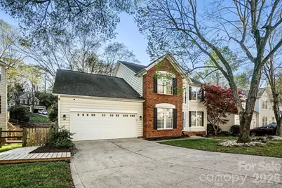 6239 Skyline Drive, Charlotte, NC 28269 - Photo 2