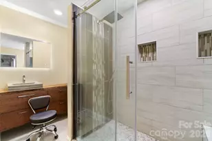 6239 Skyline Dr, Charlotte, NC 28269 - Photo 20