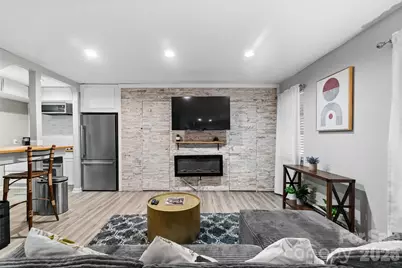 6239 Skyline Drive, Charlotte, NC 28269 - Photo 32