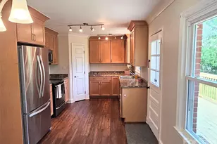 2154 Rosewood Dr, Rock Hill, SC 29732 - Photo 8