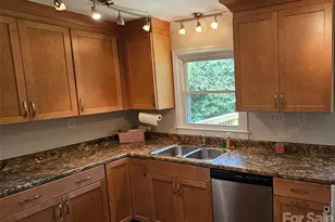 2154 Rosewood Dr, Rock Hill, SC 29732 - Photo 8