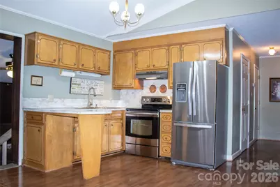 104 Buena Vista Drive, Morganton, NC 28655 - Photo 4