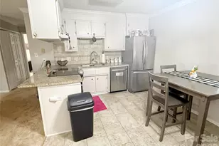 928 Lyndsey Brooke Ct, Lincolnton, NC 28092 - Photo 10