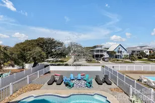 118 W Dolphin Dr, Oak Island, NC 28465 - Photo 14