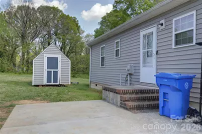 419 N Academy Street, Mooresville, NC 28115 - Photo 6