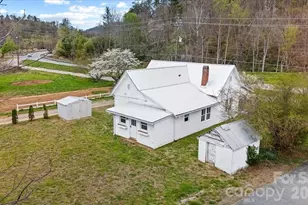 1623 Barnardsville Hwy, Barnardsville, NC 28709 - Photo 32