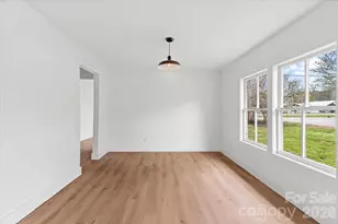 1623 Barnardsville Hwy, Barnardsville, NC 28709 - Photo 18