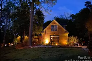 225 Highland Forest Dr, Clover, SC 29710 - Photo 8