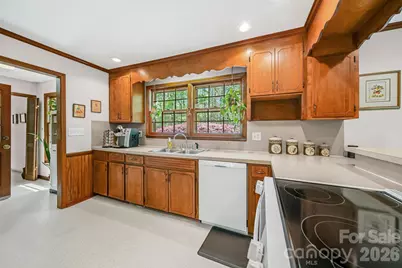 2056 Lawrence Road, Clover, SC 29710 - Photo 16