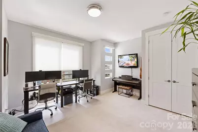 1651 Duckworth Avenue, Charlotte, NC 28208 - Photo 28