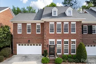 6415 Wakehurst Rd, Charlotte, NC 28226 - Photo 1