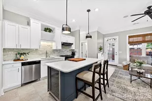 6415 Wakehurst Rd, Charlotte, NC 28226 - Photo 14