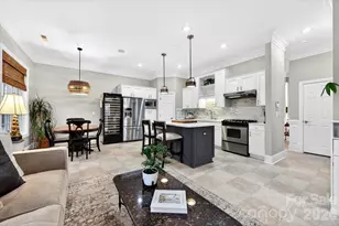 6415 Wakehurst Rd, Charlotte, NC 28226 - Photo 22