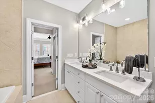 6415 Wakehurst Rd, Charlotte, NC 28226 - Photo 32