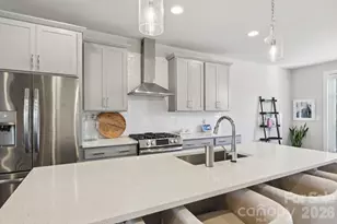 11939 Fiddlers Roof Ln, Charlotte, NC 28277 - Photo 16