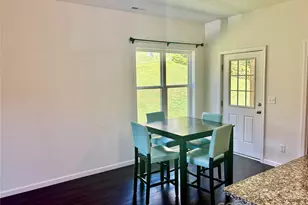 10 Scarlett Ridge Dr, Marshall, NC 28753 - Photo 8