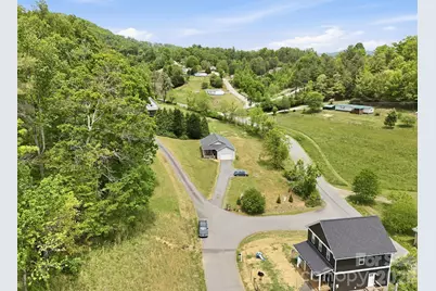 10 Scarlett Ridge Drive, Marshall, NC 28753 - Photo 34