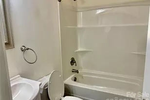 10 Scarlett Ridge Dr, Marshall, NC 28753 - Photo 18