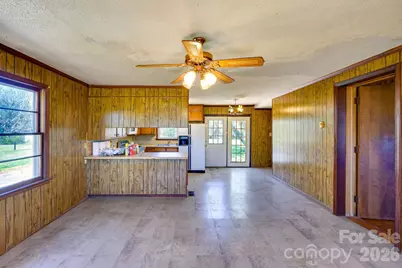 2414 N Olivers Road, Newton, NC 28658 - Photo 8