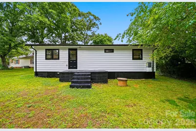 201 Cape Hickory Road, Hickory, NC 28601 - Photo 14