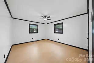 201 Cape Hickory Rd, Hickory, NC 28601 - Photo 8