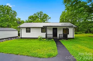 201 Cape Hickory Rd, Hickory, NC 28601 - Photo 1