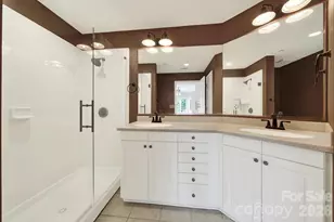 401 N Church St, Charlotte, NC 28202 - Photo 32