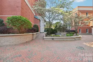 401 N Church St, Charlotte, NC 28202 - Photo 44