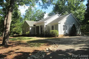 9024 Gamesford Dr, Charlotte, NC 28277 - Photo 2