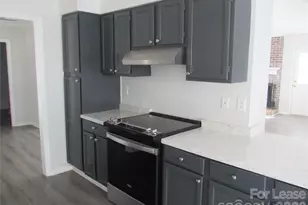 9024 Gamesford Dr, Charlotte, NC 28277 - Photo 6