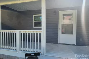 146 Underwood Rd, Canton, NC 28716 - Photo 4