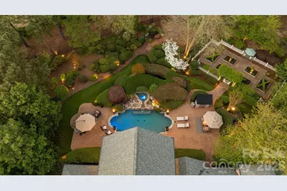 131 The Point Drive, Mooresville, NC 28117 - Photo 2