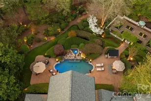 131 The Point Dr, Mooresville, NC 28117 - Photo 2