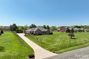 611 Davis Farm Dr, Salisbury, NC 28147 - Photo 34