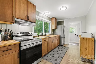 877 S Confederate Avenue, Rock Hill, SC 29730 - Photo 8