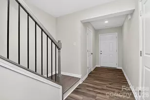 10032 Greystar Rd, Charlotte, NC 28209 - Photo 2