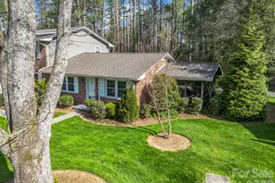 101 Boyd Dr, Flat Rock, NC 28731 - Photo 2