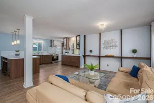 810 Surry Dr, Shelby, NC 28152 - Photo 2