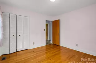 810 Surry Dr, Shelby, NC 28152 - Photo 8