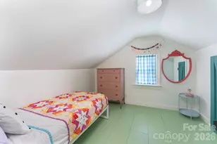 31 Tremont St, Marion, NC 28752 - Photo 18