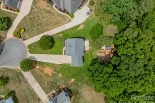 1401 Kent Ct, Monroe, NC 28110 - Photo 4