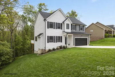 1928 46th Avenue Drive NE, Hickory, NC 28601 - Photo 2