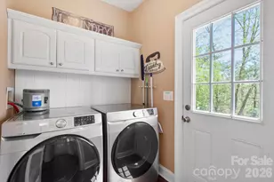 10 Eagle Dr, Hendersonville, NC 28792 - Photo 16