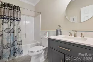 10 Eagle Dr, Hendersonville, NC 28792 - Photo 14