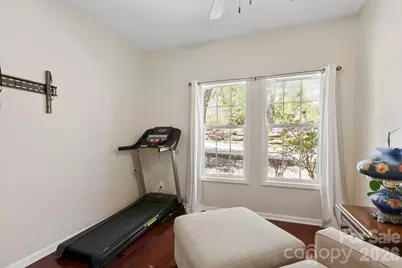 10 Eagle Drive, Hendersonville, NC 28792 - Photo 14