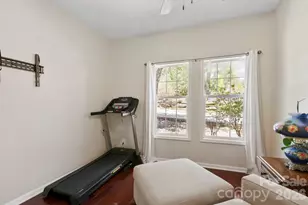 10 Eagle Dr, Hendersonville, NC 28792 - Photo 14