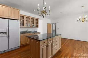 3 Fir Tree Ln, Asheville, NC 28803 - Photo 12