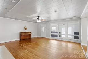 2670 N Olivers Rd, Newton, NC 28658 - Photo 10